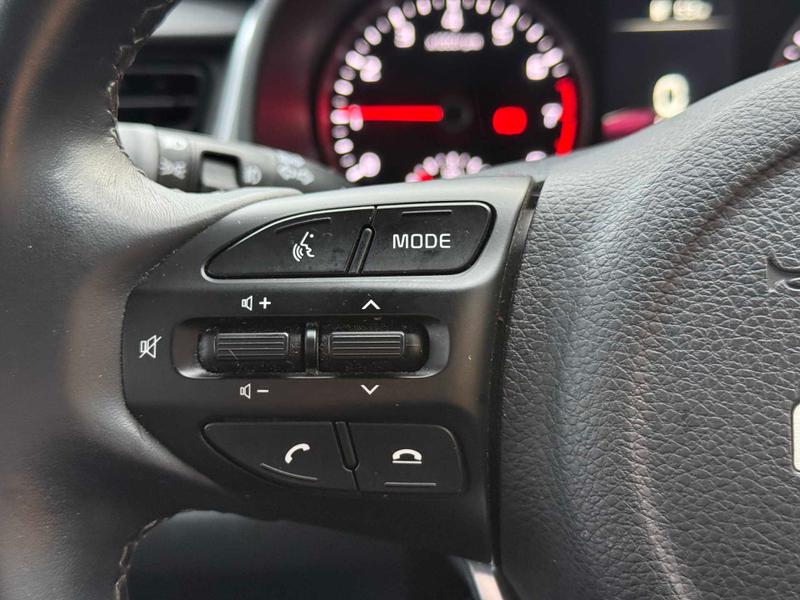 Used Kia Stonic 2023 for sale - 77063887: Photo 29