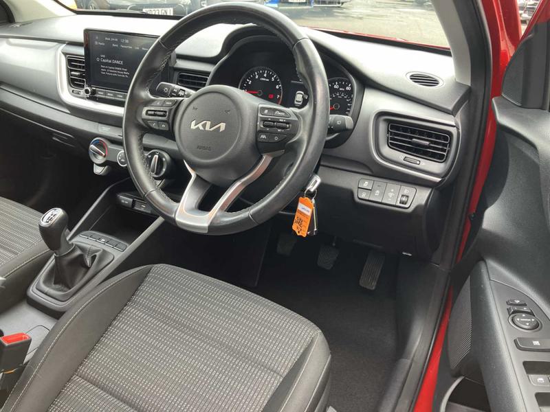 Used Kia Stonic 2023 for sale - 75995342: Photo 13
