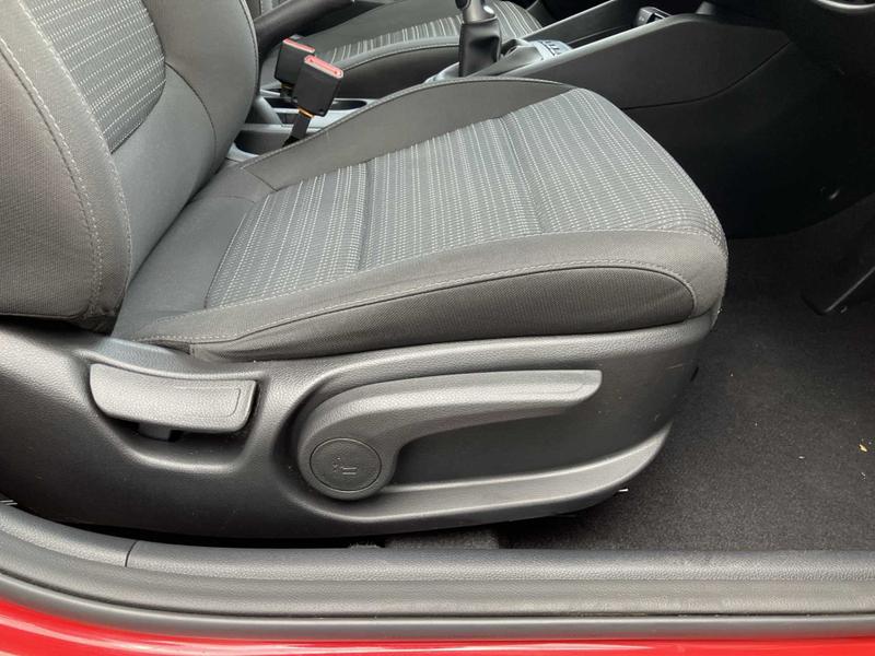 Used Kia Stonic 2023 for sale - 75995342: Photo 15