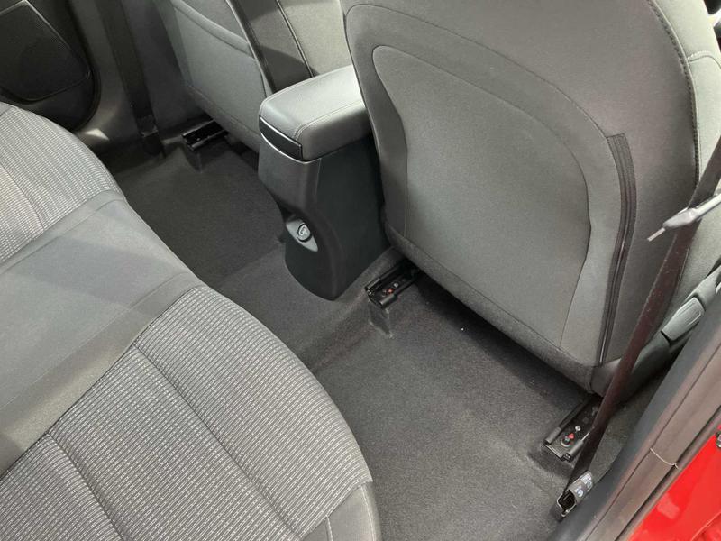 Used Kia Stonic 2023 for sale - 75995342: Photo 17