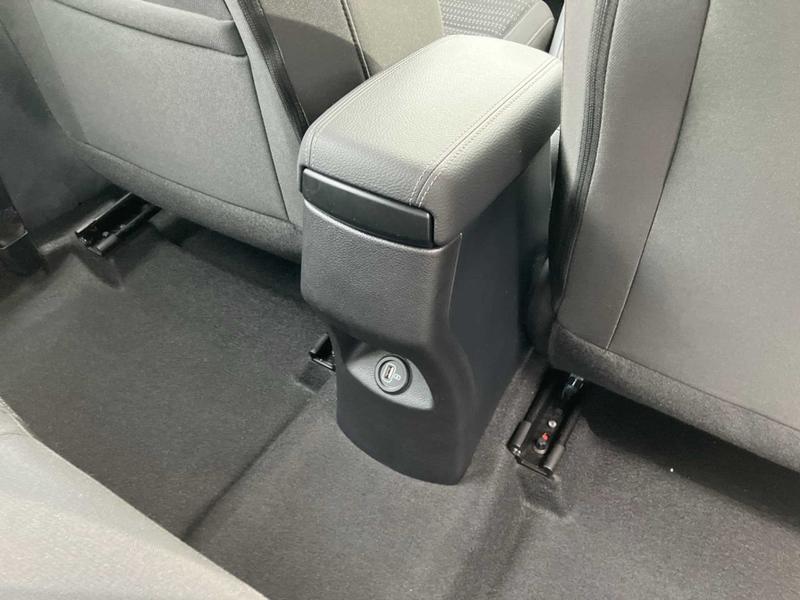 Used Kia Stonic 2023 for sale - 75995342: Photo 18