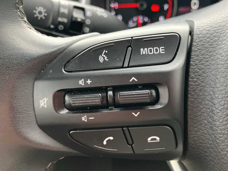 Used Kia Stonic 2023 for sale - 75995342: Photo 27