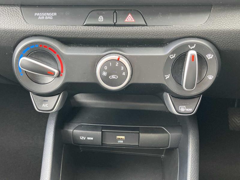 Used Kia Stonic 2023 for sale - 75995342: Photo 34