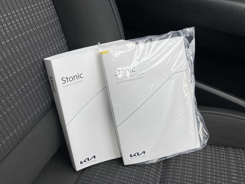 Used Kia Stonic 2023 for sale - 75995342: Photo 36