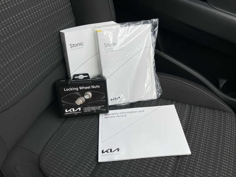 Used Kia Stonic 2023 for sale - 75995342: Photo 37