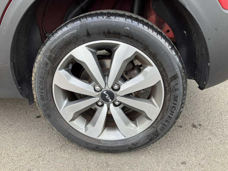 Used Kia Stonic 2023 for sale - 75995342: Photo 9