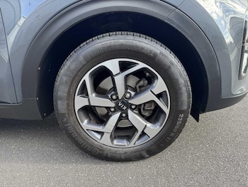 Used Kia Sportage 2020 for sale - 76803408: Photo