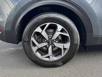 Used Kia Sportage 2020 for sale - 76803408: Photo