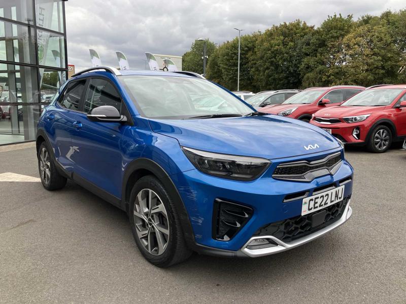 Used Kia Stonic 2022 for sale - 76056061: Photo 1