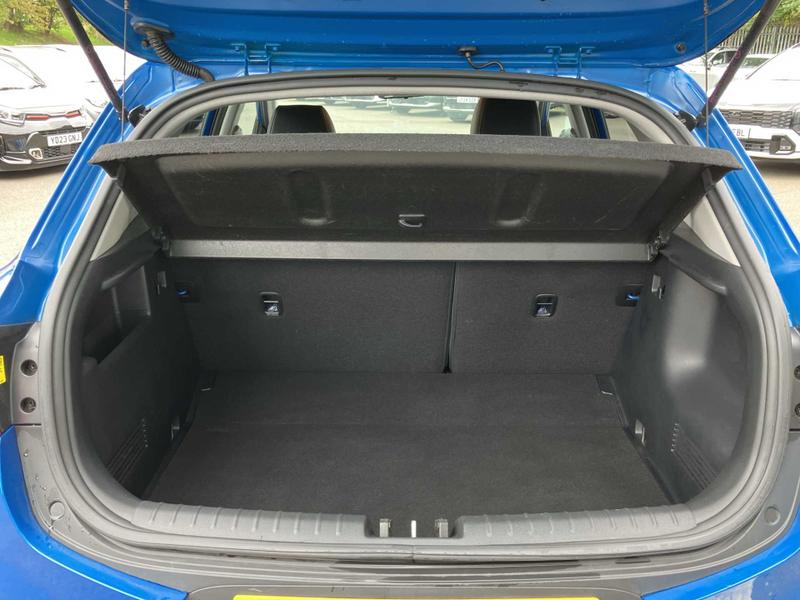 Used Kia Stonic 2022 for sale - 76056061: Photo 11