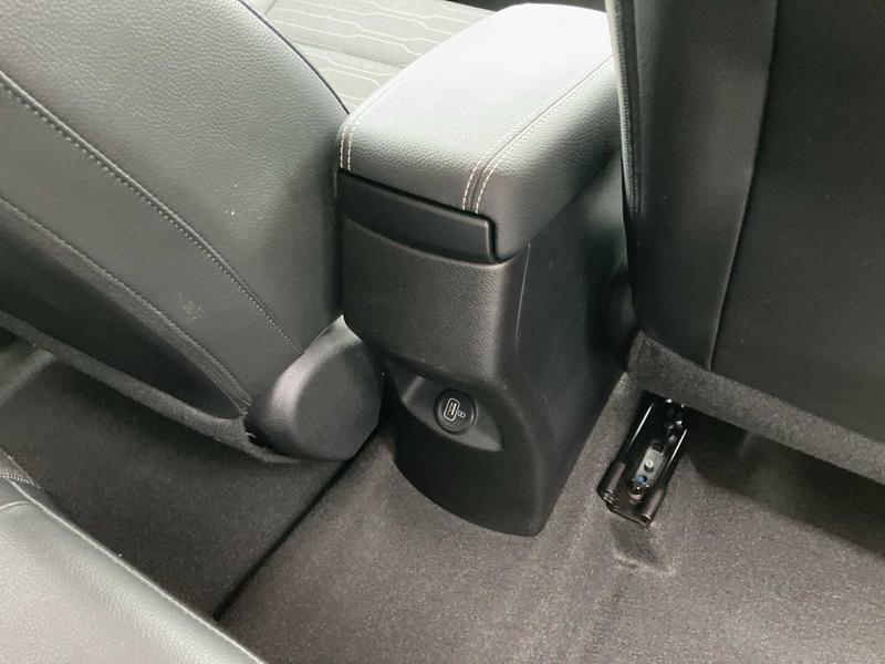 Used Kia Stonic 2022 for sale - 76056061: Photo 18