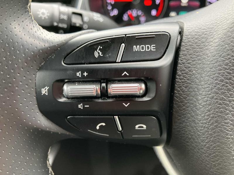 Used Kia Stonic 2022 for sale - 76056061: Photo 26