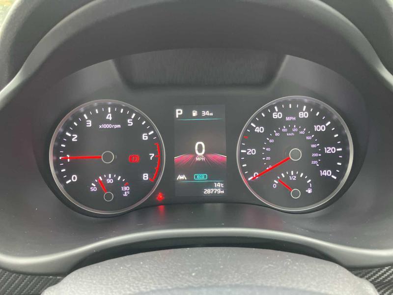 Used Kia Stonic 2022 for sale - 76056061: Photo 29