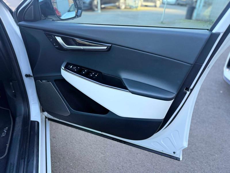 Used Kia EV6 2022 for sale - 77063892: Photo 14