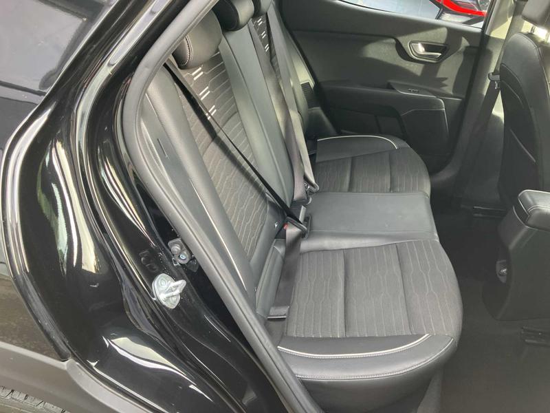 Used Kia Stonic 2024 for sale - 75972864: Photo 18