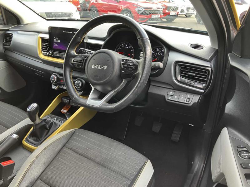 Used Kia Stonic 2023 for sale - 76056132: Photo 13