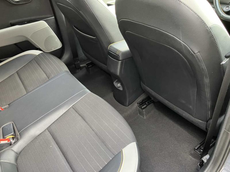 Used Kia Stonic 2023 for sale - 76056132: Photo 17