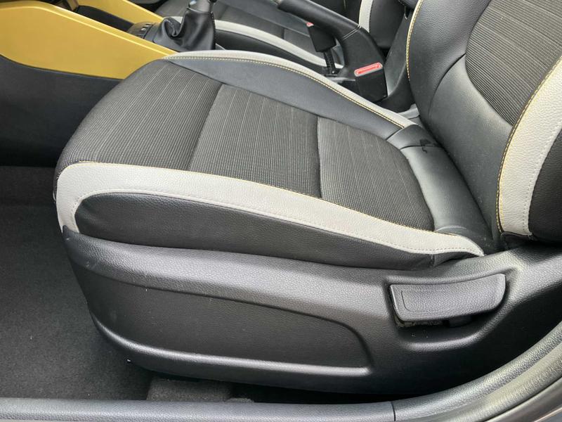 Used Kia Stonic 2023 for sale - 76056132: Photo 25