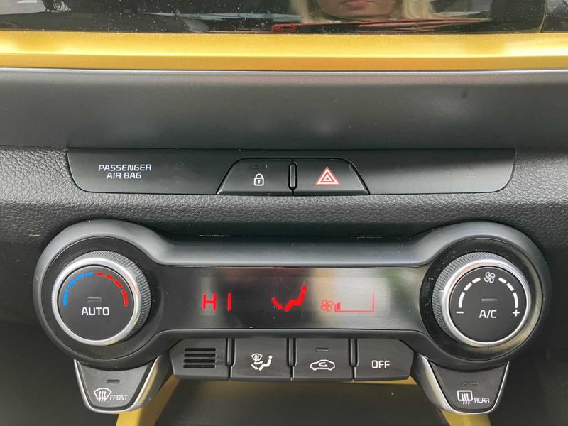 Used Kia Stonic 2023 for sale - 76056132: Photo 37