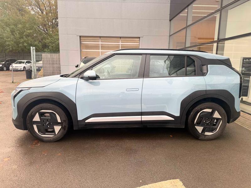 Used Kia EV3 2025 for sale - 76568453: Photo 5