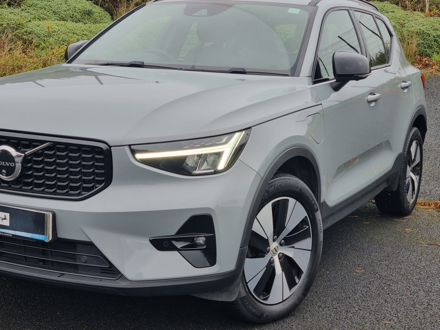 Used Volvo XC40 2023 for sale - 76706770: Photo 2