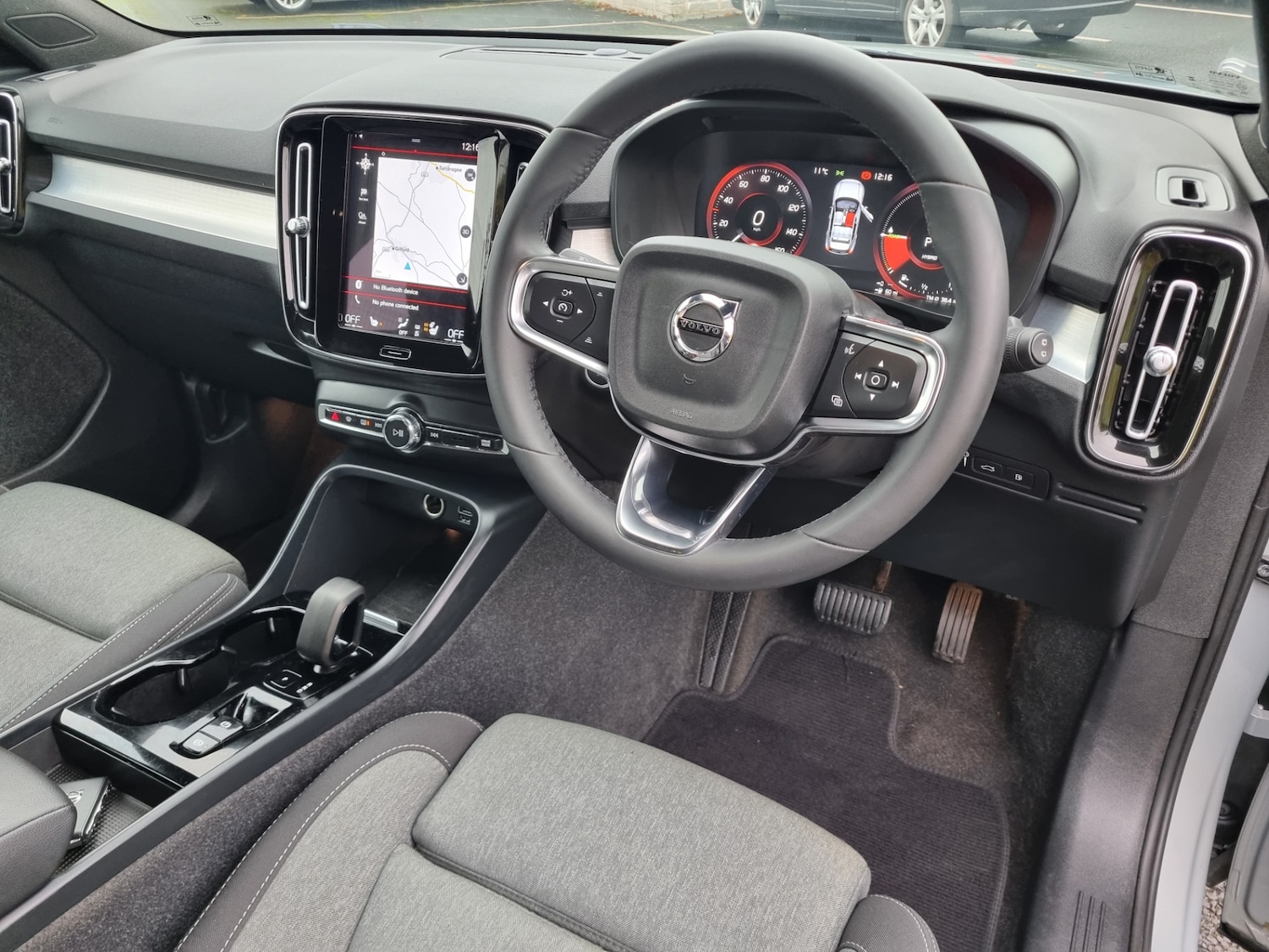 Used Volvo XC40 2023 for sale - 76706770: Photo 9