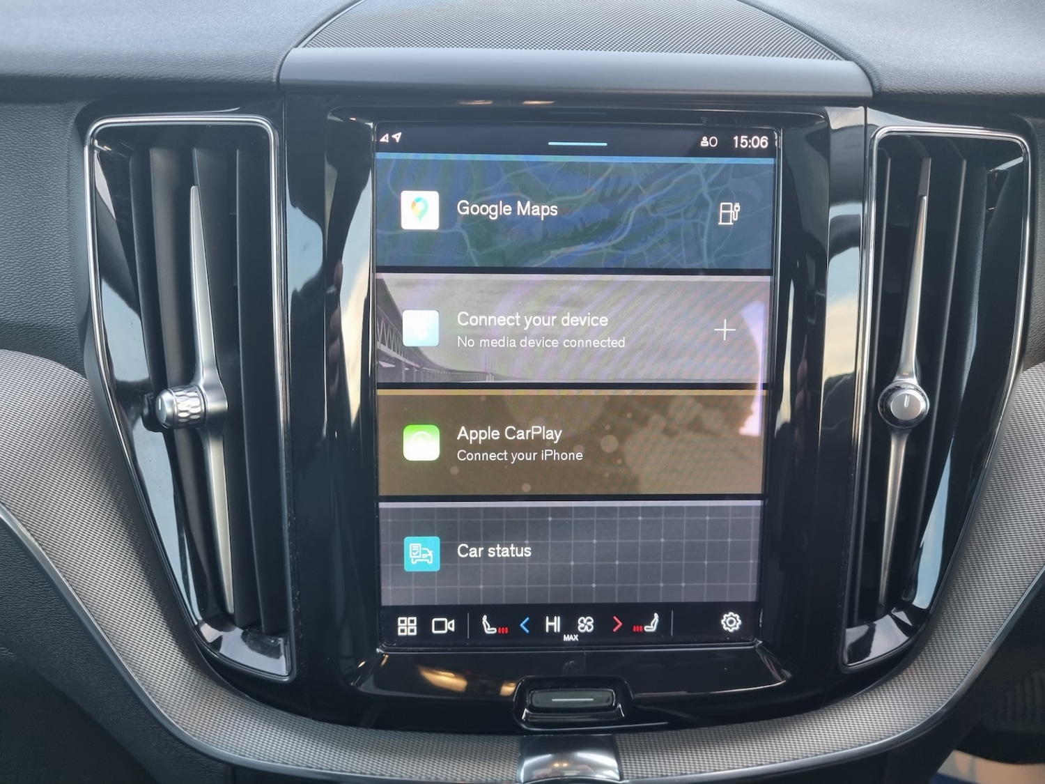 Used Volvo XC60 2023 for sale - 76706637: Photo 13