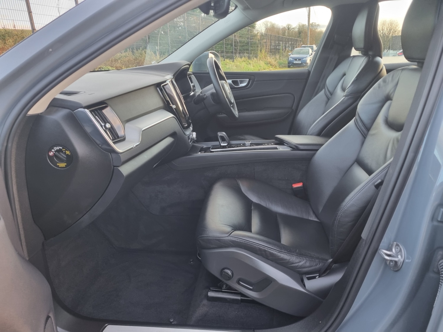 Used Volvo XC60 2023 for sale - 76706637: Photo 17