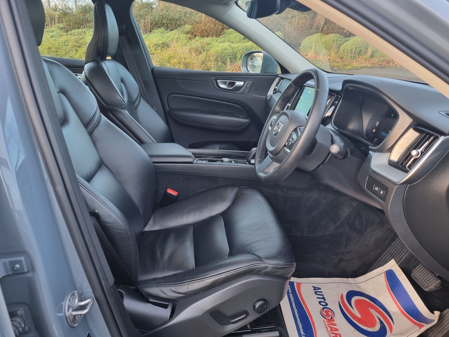 Used Volvo XC60 2023 for sale - 76706637: Photo 7