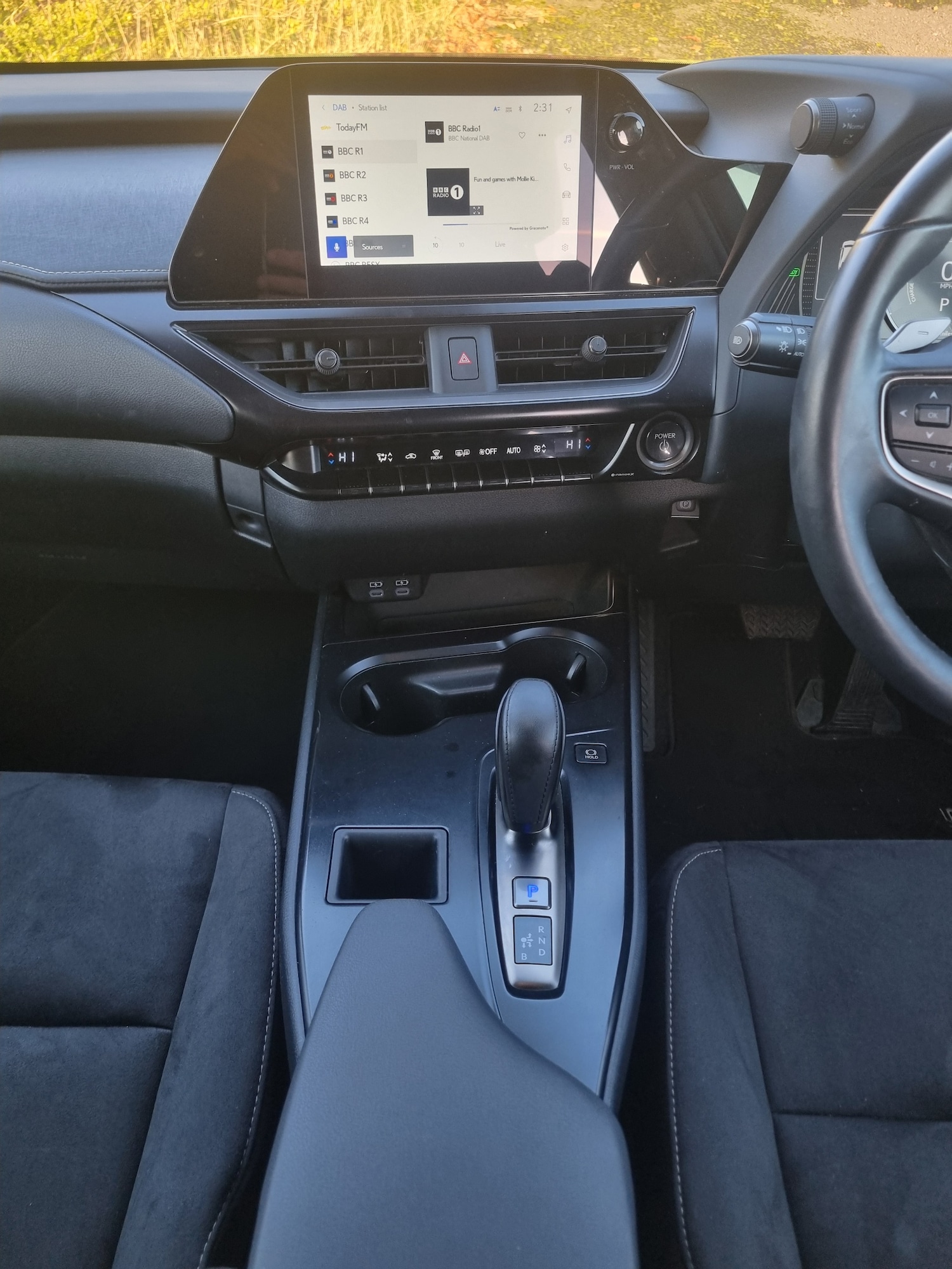 Used Lexus UX 2024 for sale - 76709642: Photo 14