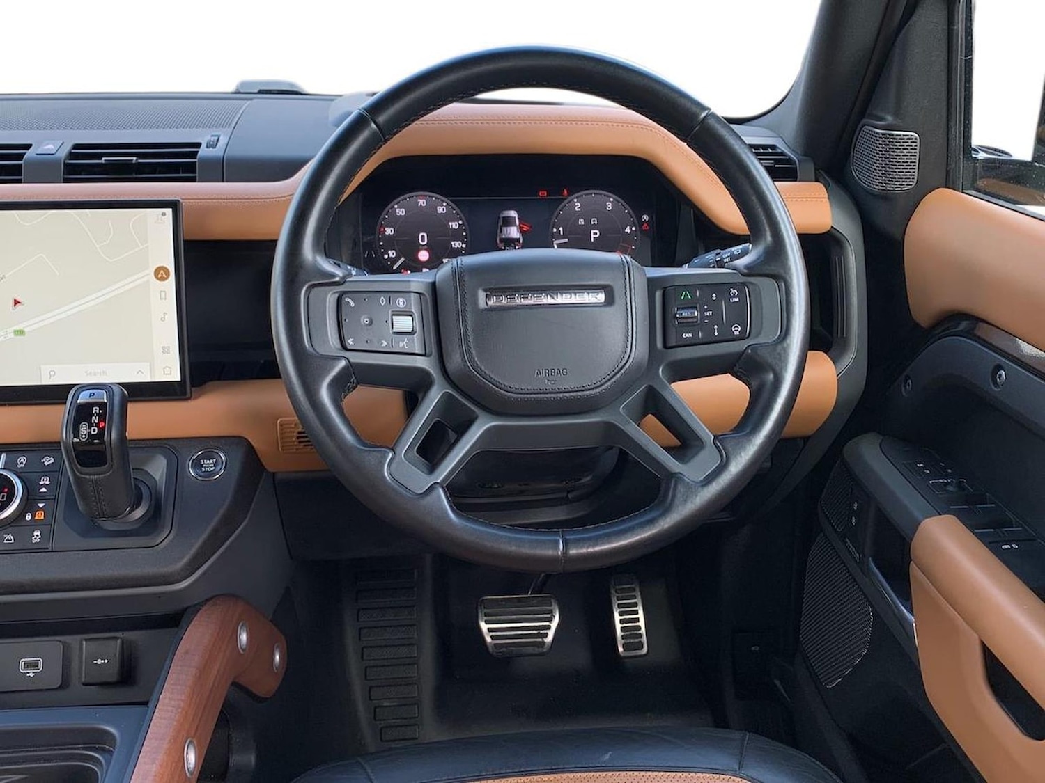 Used Land Rover Defender 2024 for sale - 76490785: Photo 15