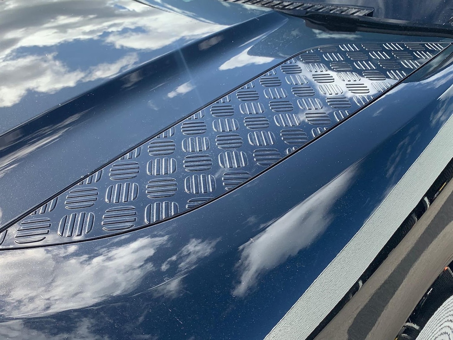 Used Land Rover Defender 2024 for sale - 76490785: Photo 28