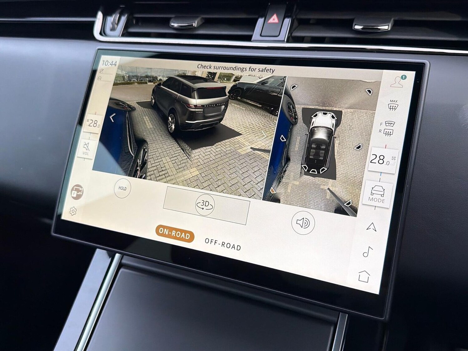 Used Land Rover Range Rover Evoque 2024 for sale - 76879698: Photo 12