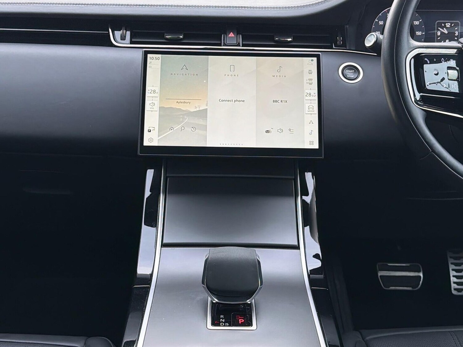 Used Land Rover Range Rover Evoque 2024 for sale - 76879698: Photo 14