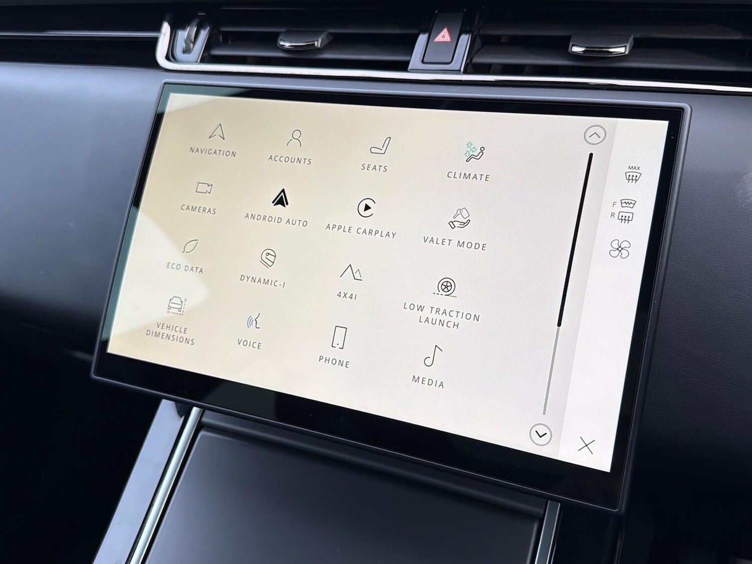 Used Land Rover Range Rover Evoque 2024 for sale - 76879698: Photo 29