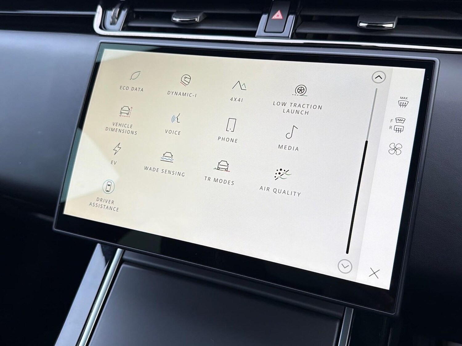 Used Land Rover Range Rover Evoque 2024 for sale - 76879698: Photo 30