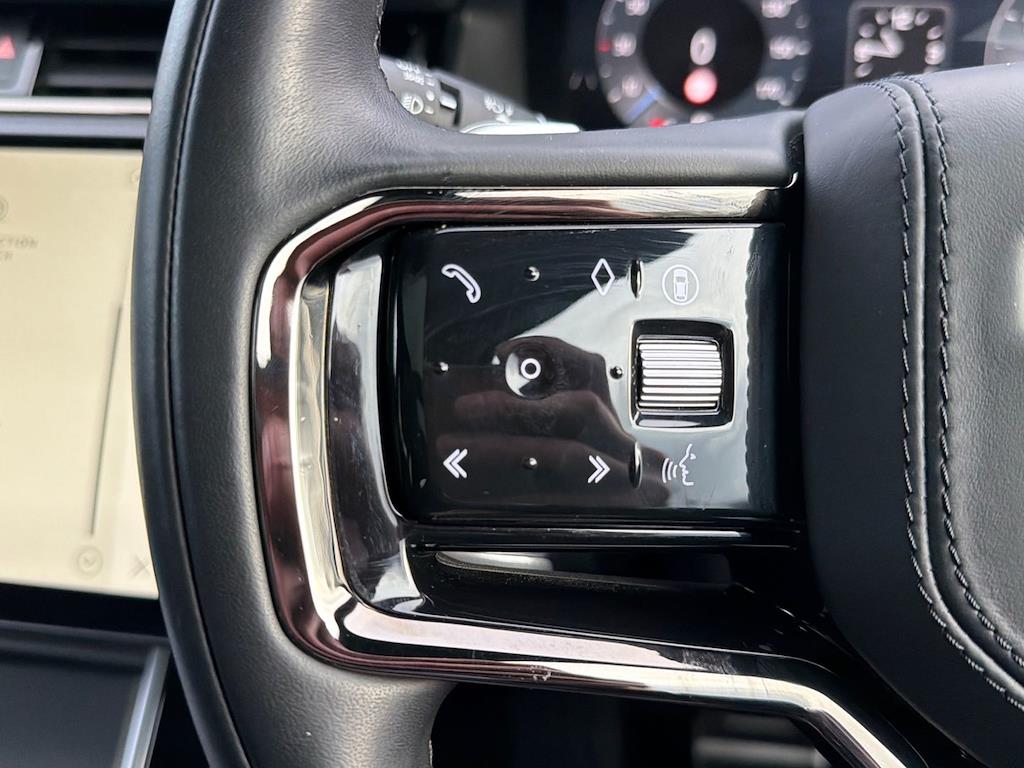 Used Land Rover Range Rover Evoque 2024 for sale - 76879698: Photo 32