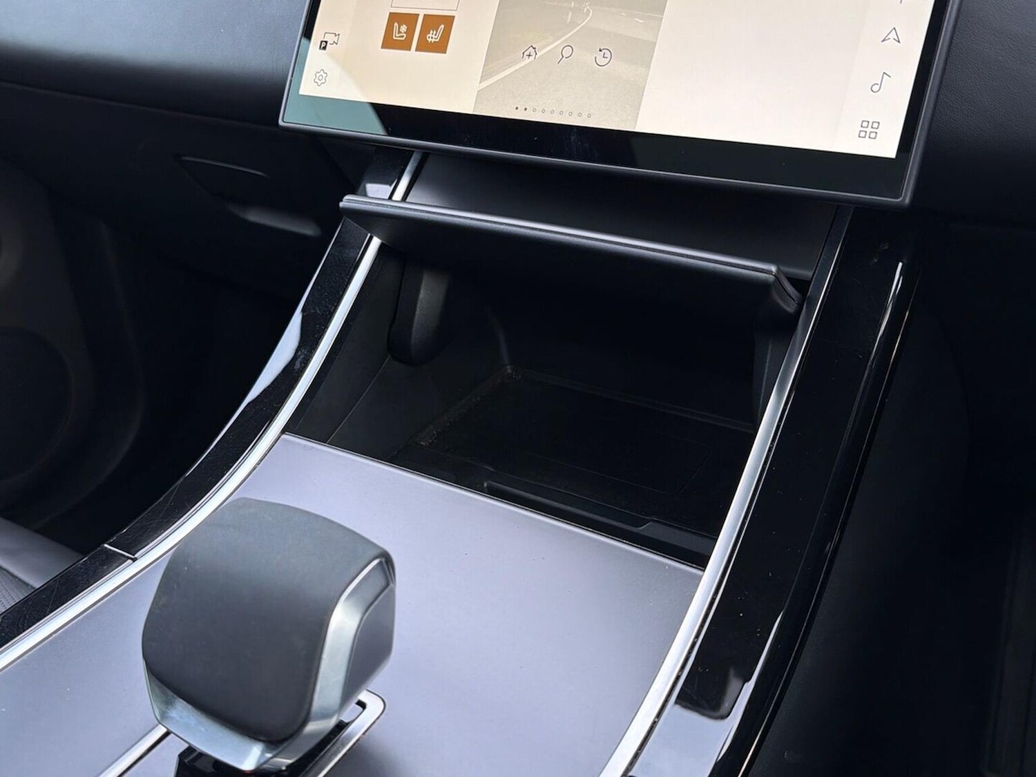 Used Land Rover Range Rover Evoque 2024 for sale - 76879698: Photo 33