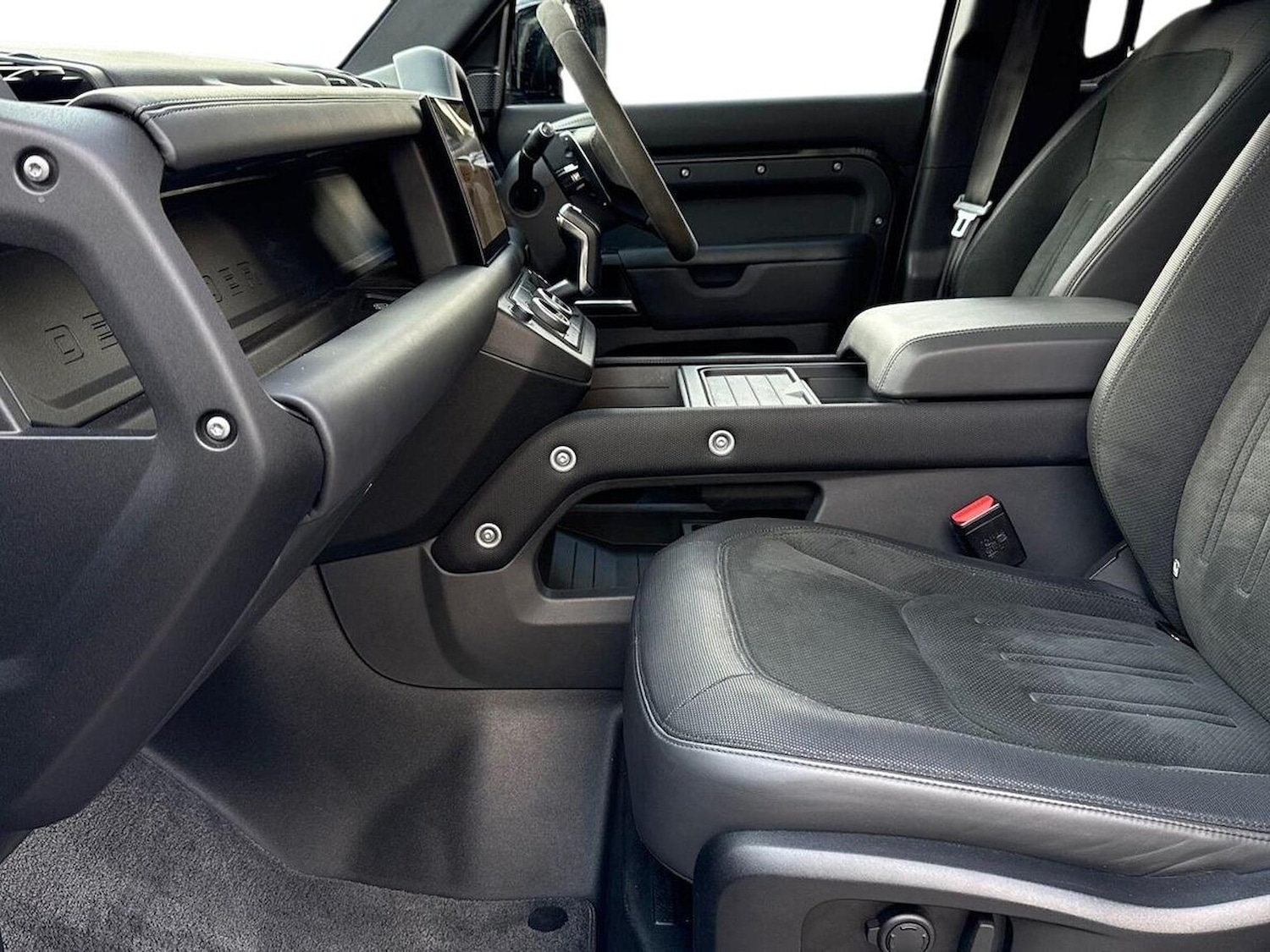 Used Land Rover Defender 2022 for sale - 76682562: Photo 3