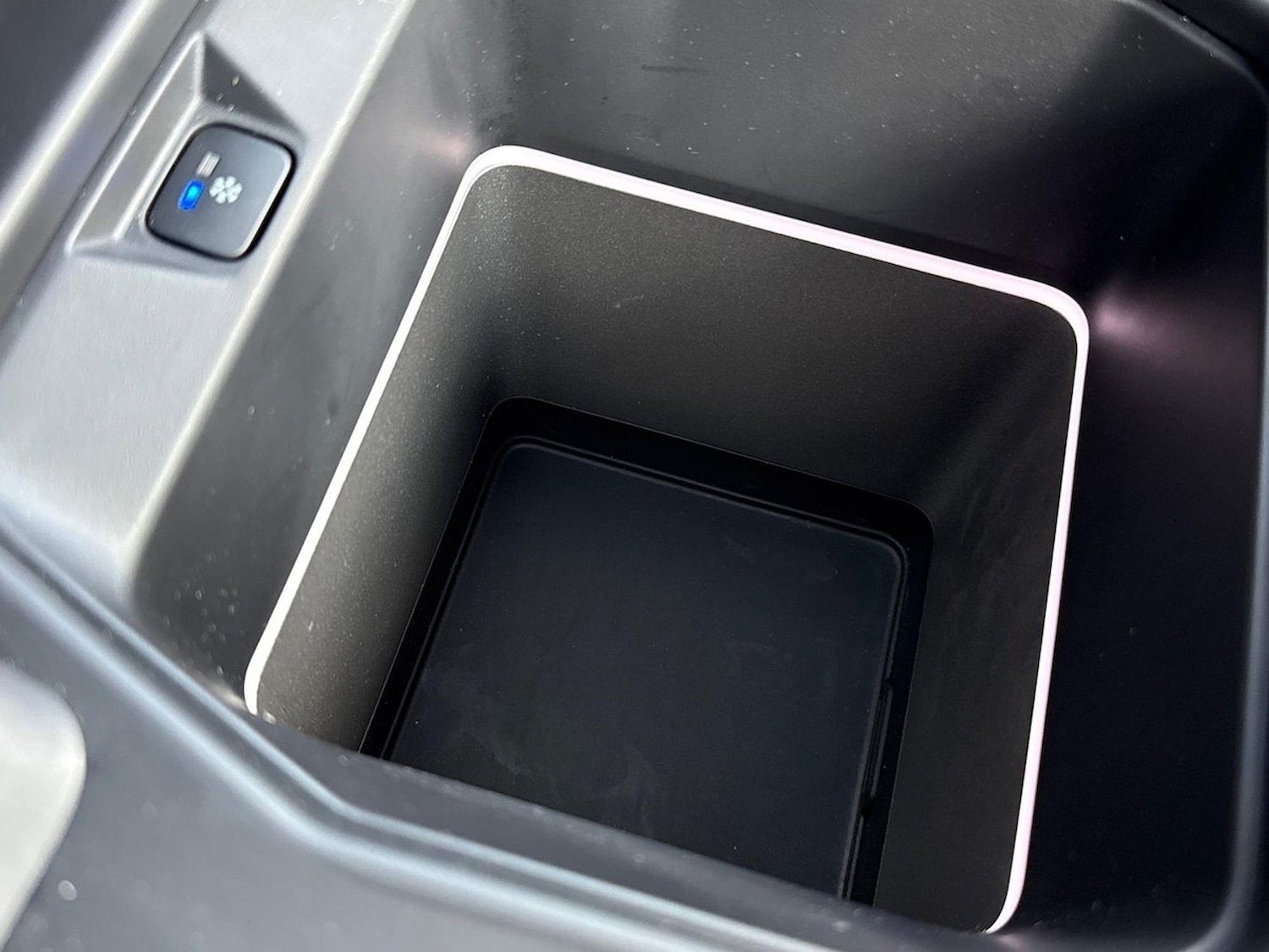 Used Land Rover Defender 2022 for sale - 76682562: Photo 43