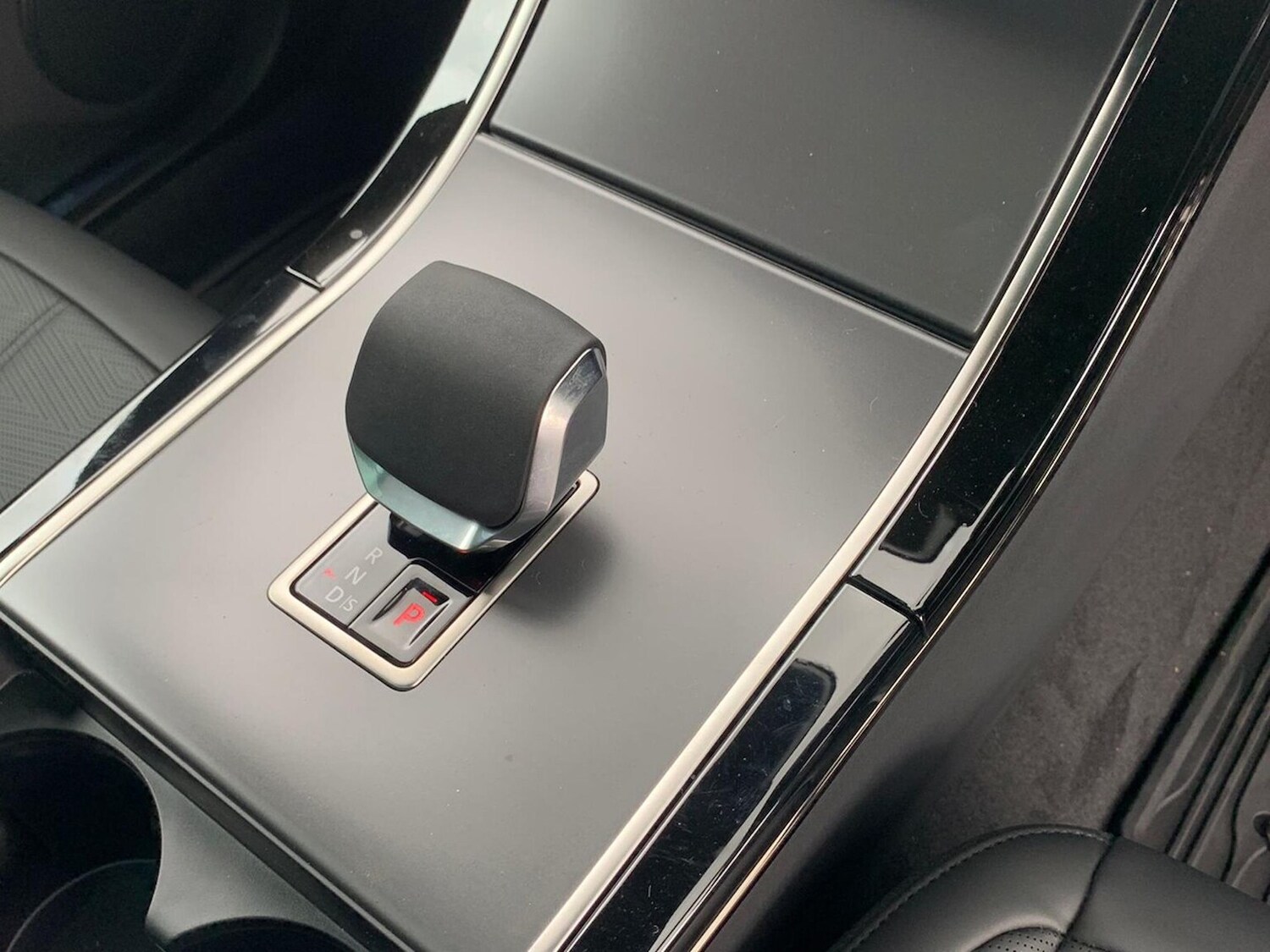 Used Land Rover Range Rover Evoque 2025 for sale - 77489441: Photo 13