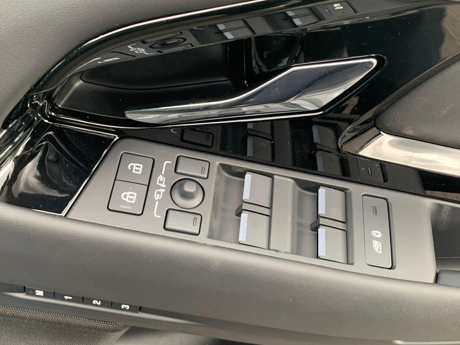 Used Land Rover Range Rover Evoque 2025 for sale - 77489441: Photo 25