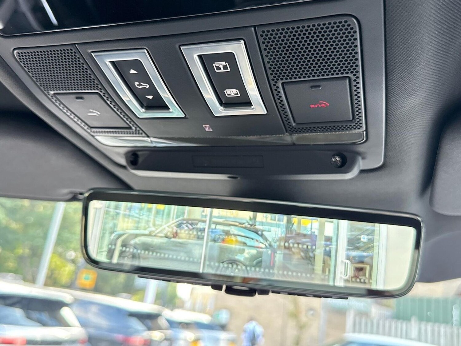 Used Land Rover Defender 2022 for sale - 77488167: Photo 23