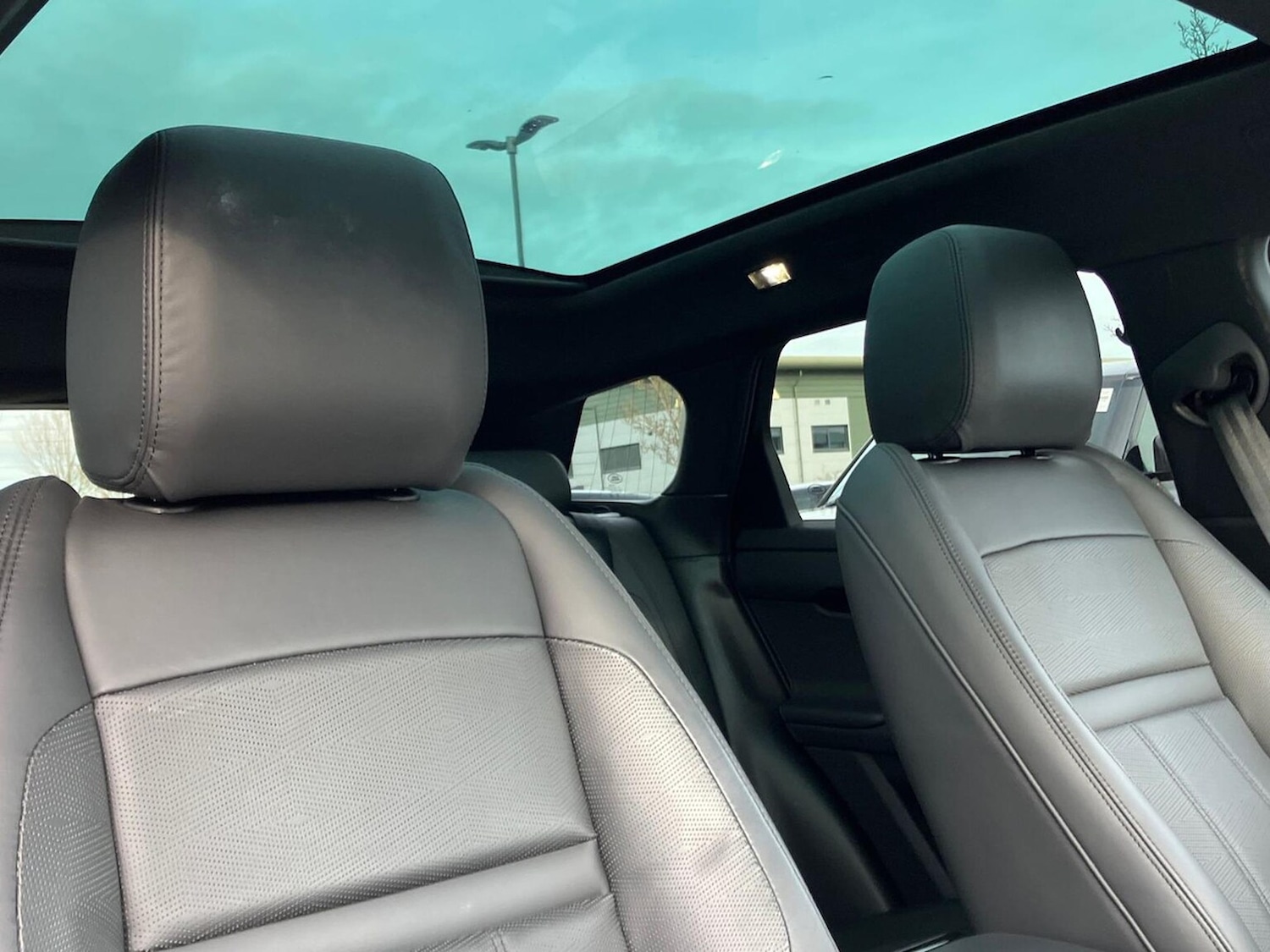 Used Land Rover Range Rover Evoque 2023 for sale - 76885043: Photo 33