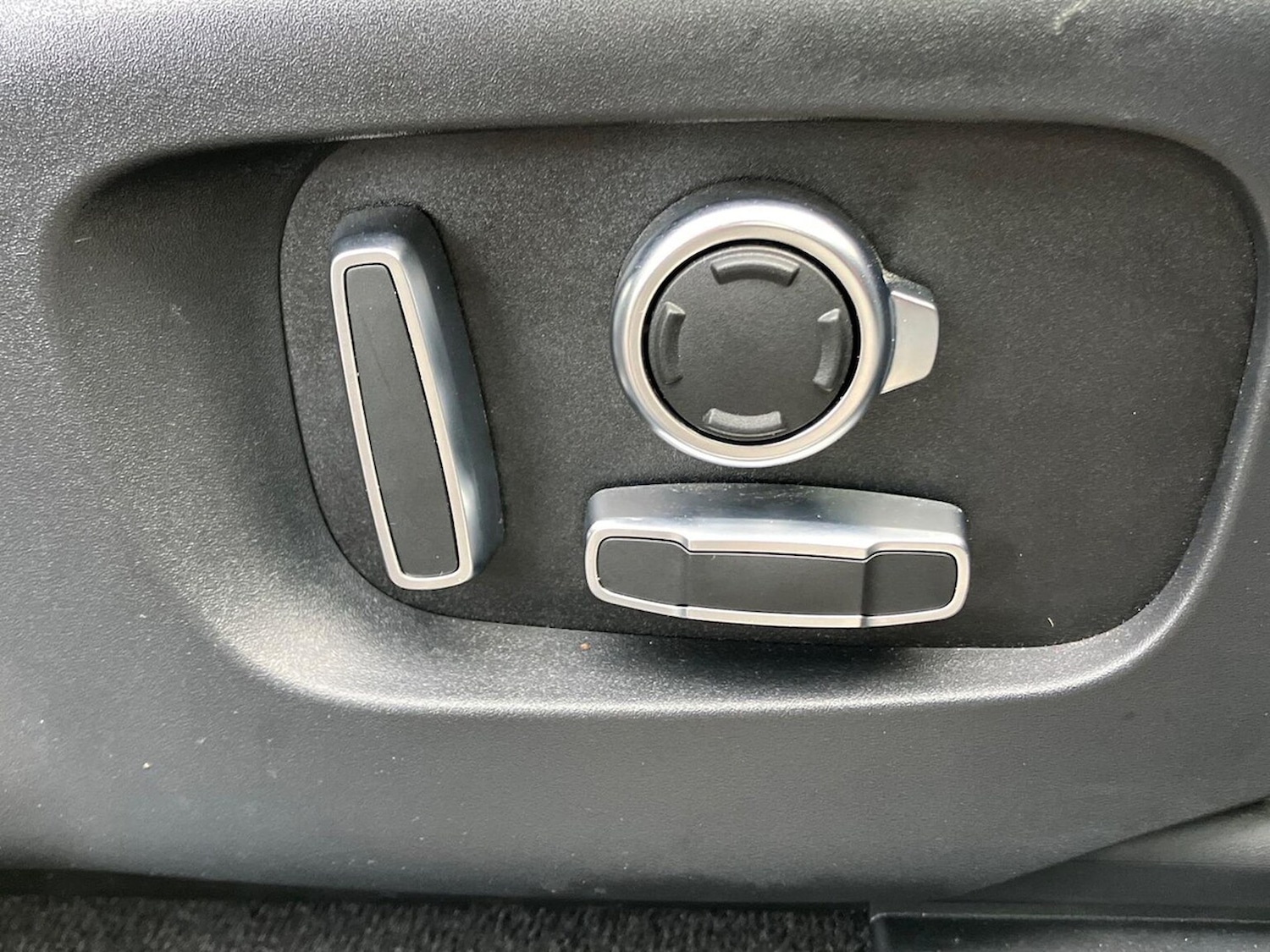 Used Land Rover Range Rover Evoque 2023 for sale - 76885043: Photo 34