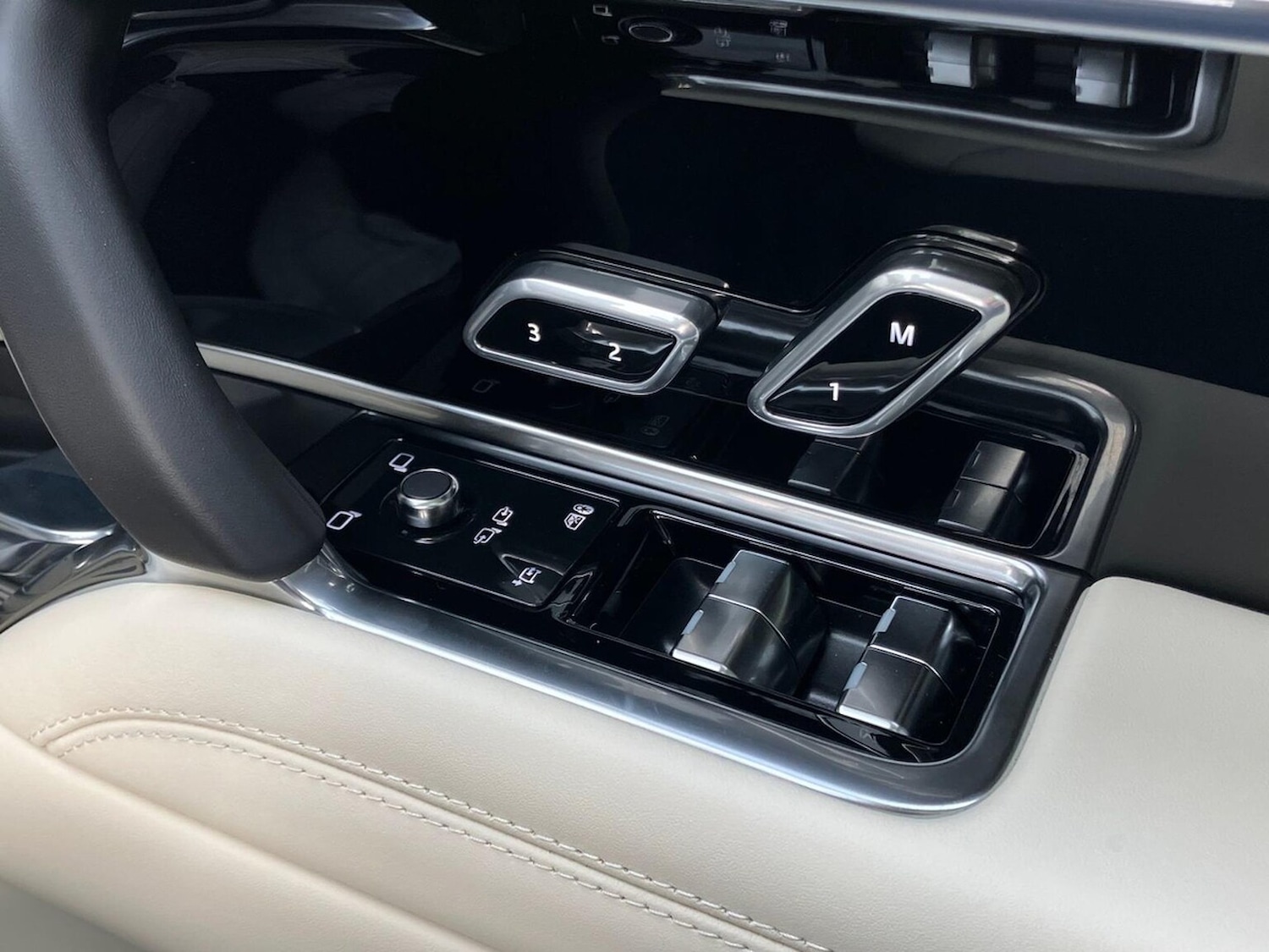 Used Land Rover Range Rover 2025 for sale - 76455190: Photo 25