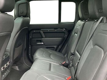 Used Land Rover Defender 2024 for sale - 78310634: Photo