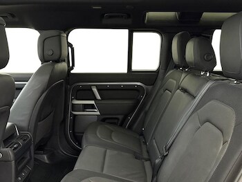 Used Land Rover Defender 2024 for sale - 76655866: Photo