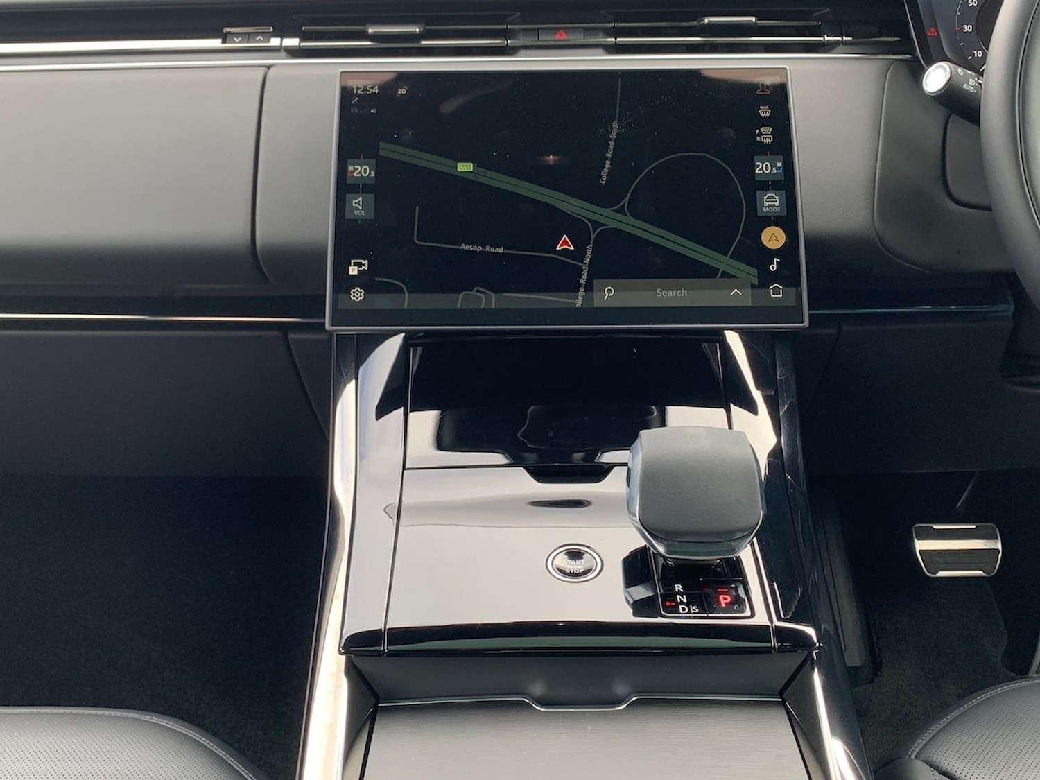 Used Land Rover Range Rover Sport 2024 for sale - 76525814: Photo 14