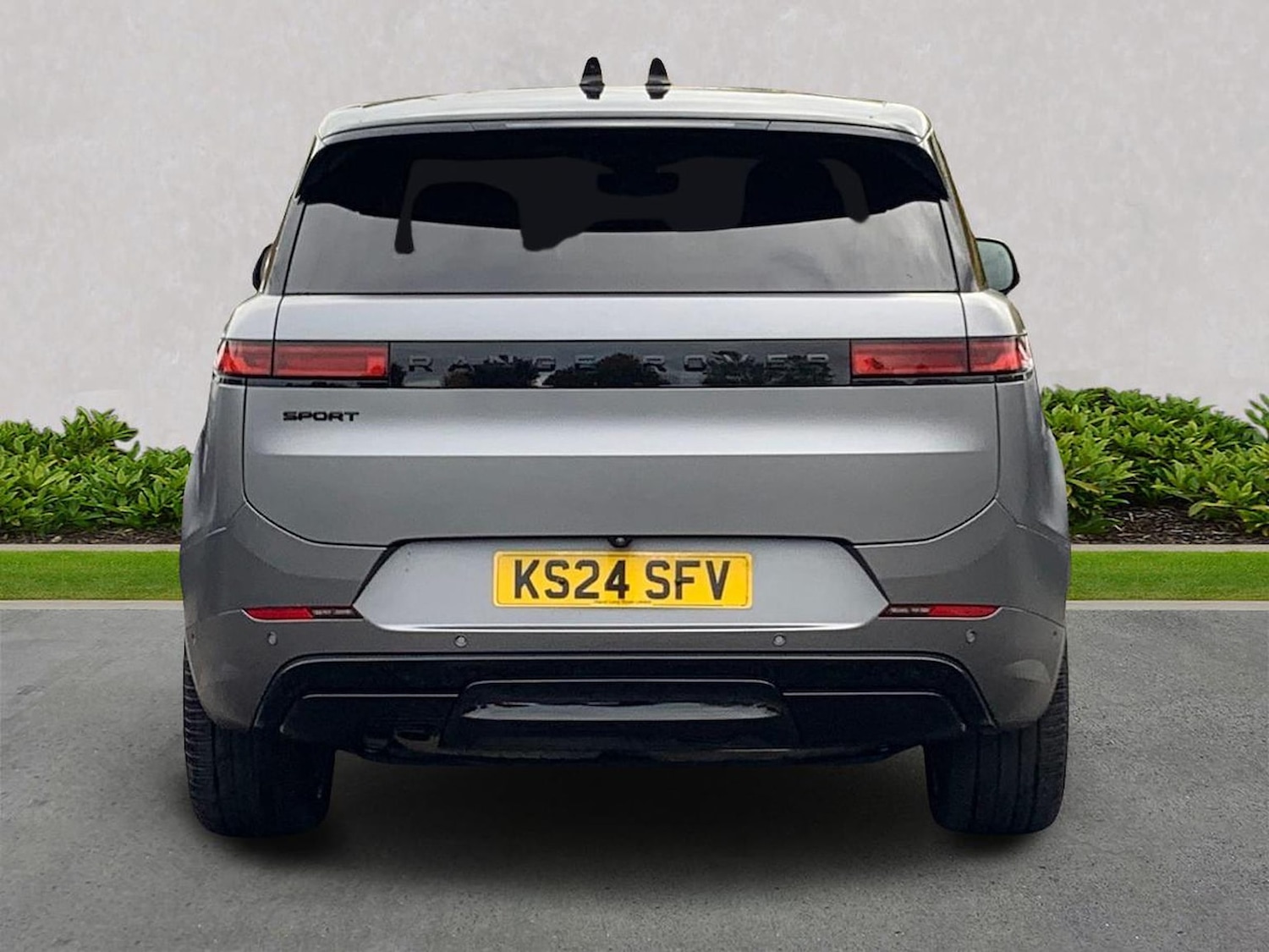 Used Land Rover Range Rover Sport 2024 for sale - 76525814: Photo 6